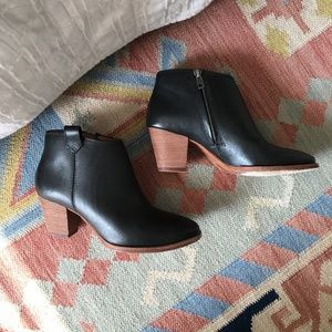 Black leather Madewell Boots